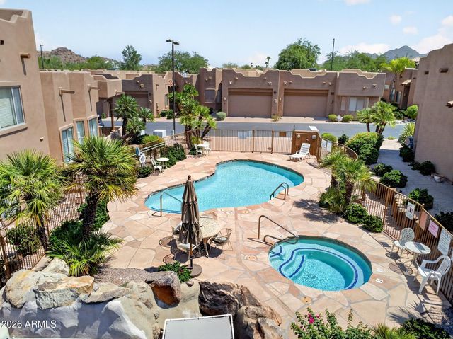 6540 E REDMONT Drive 10, Mesa, AZ 85215