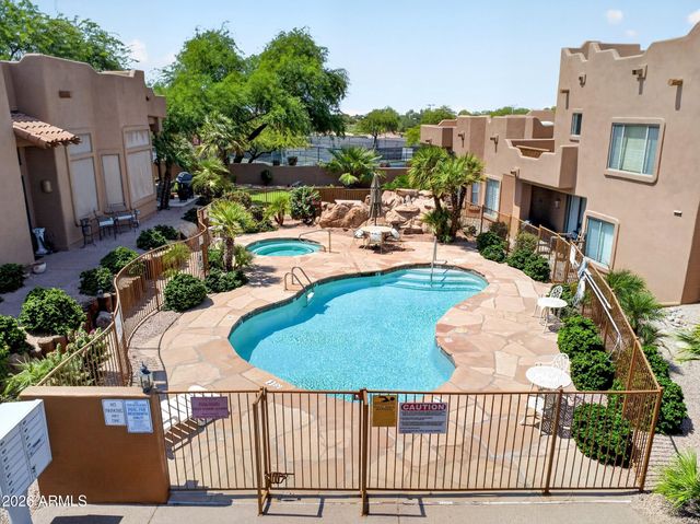 6540 E REDMONT Drive 10, Mesa, AZ 85215
