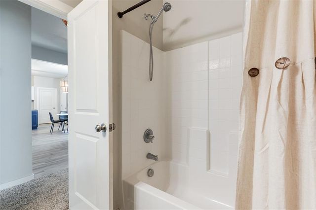 14325 Meadow Ridge Lane, Edmond, OK 73025