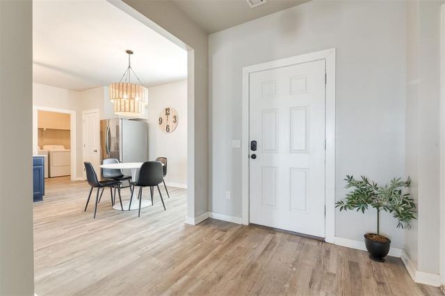 14325 Meadow Ridge Lane, Edmond, OK 73025