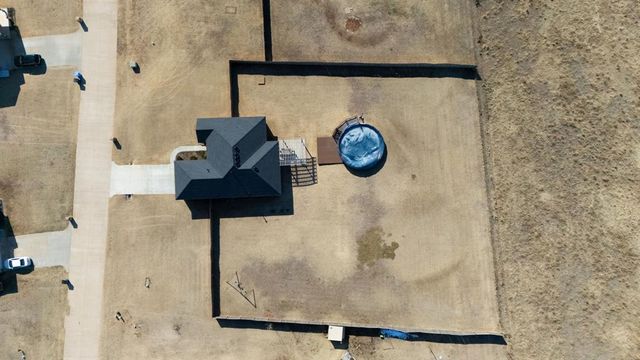 14325 Meadow Ridge Lane, Edmond, OK 73025