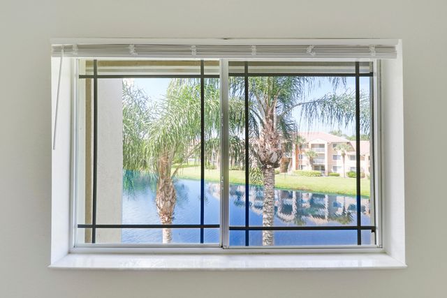 121 SW Palm Dr Apt 306, Port St Lucie, FL 34986