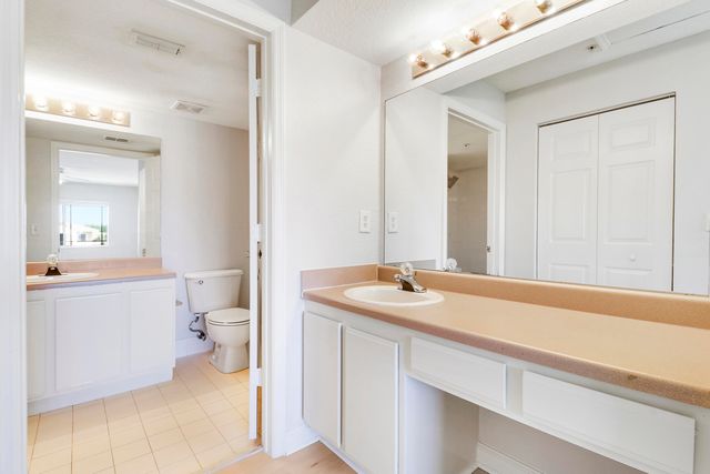121 SW Palm Dr Apt 306, Port St Lucie, FL 34986