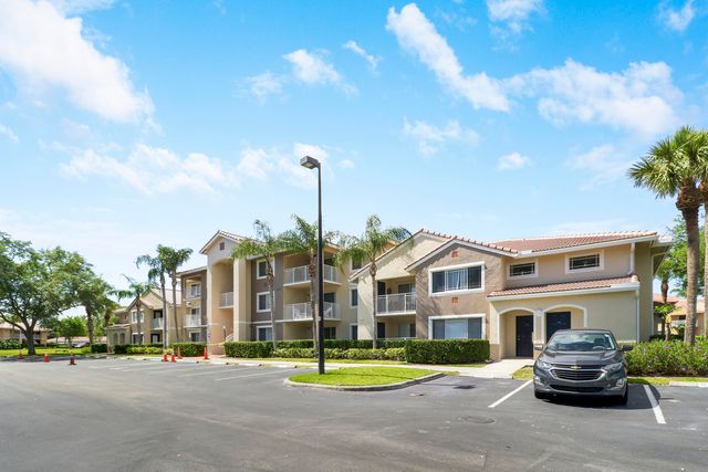 121 SW Palm Dr Apt 306, Port St Lucie, FL 34986