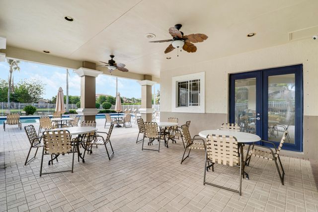 121 SW Palm Dr Apt 306, Port St Lucie, FL 34986