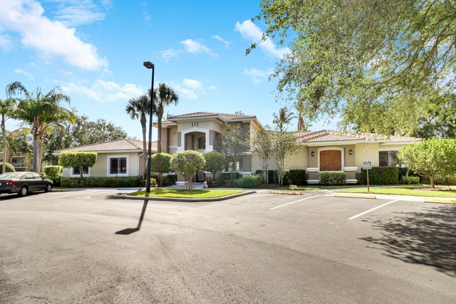 121 SW Palm Dr Apt 306, Port St Lucie, FL 34986