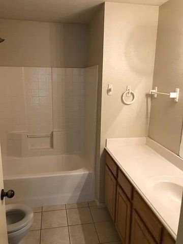 516 Tenison Lane, Mckinney, TX 75069