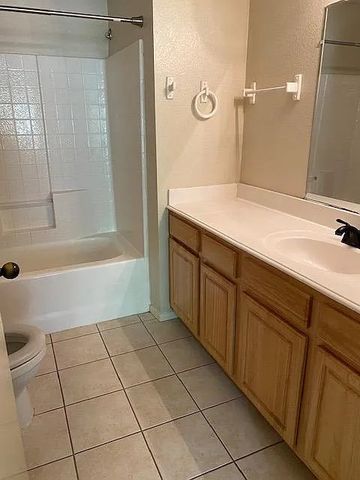 516 Tenison Lane, Mckinney, TX 75069