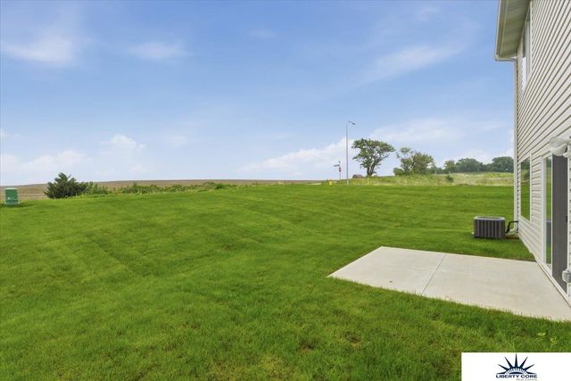 16402 Sumac Street, Bennington, NE 68007