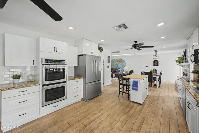 6125 E ASTER Drive, Scottsdale, AZ 85254