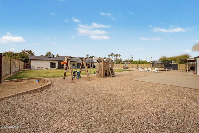 6125 E ASTER Drive, Scottsdale, AZ 85254