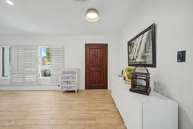 6125 E ASTER Drive, Scottsdale, AZ 85254