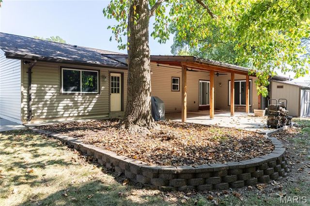 9 Tori Ann Drive, St Peters, MO 63376