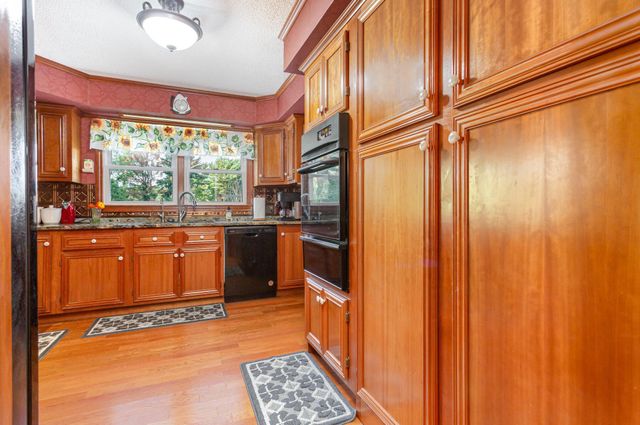13299 Marshall Road, Rockbridge, OH 43149