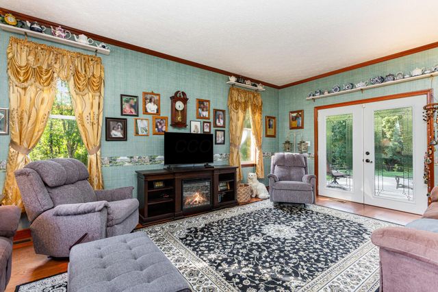 13299 Marshall Road, Rockbridge, OH 43149