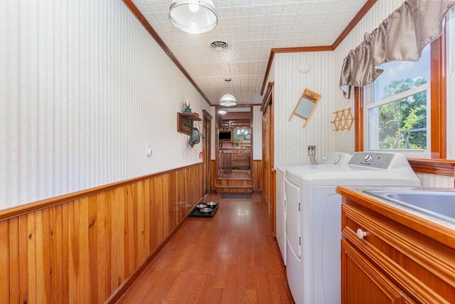 13299 Marshall Road, Rockbridge, OH 43149