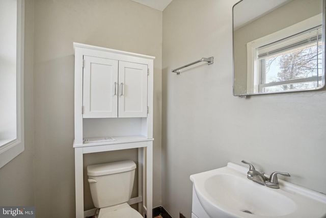 4107 JAVINS DR, Alexandria, VA 22310