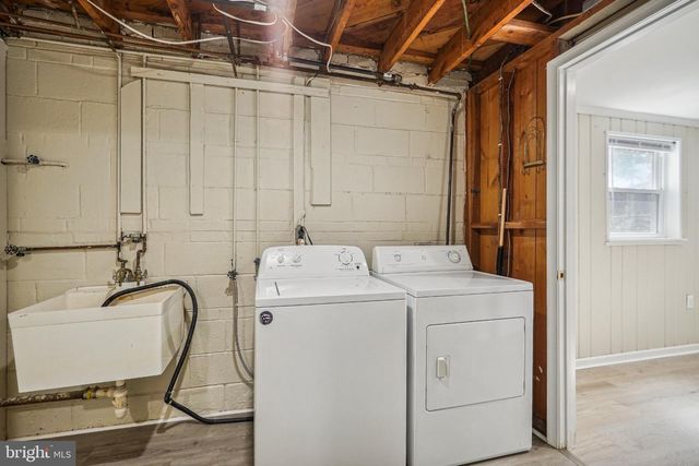 4107 JAVINS DR, Alexandria, VA 22310