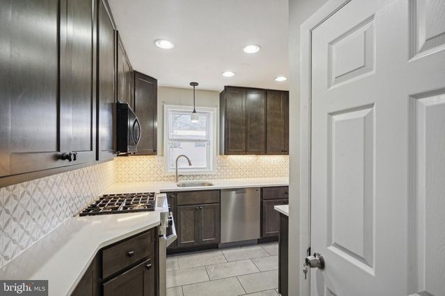 4107 JAVINS DR, Alexandria, VA 22310