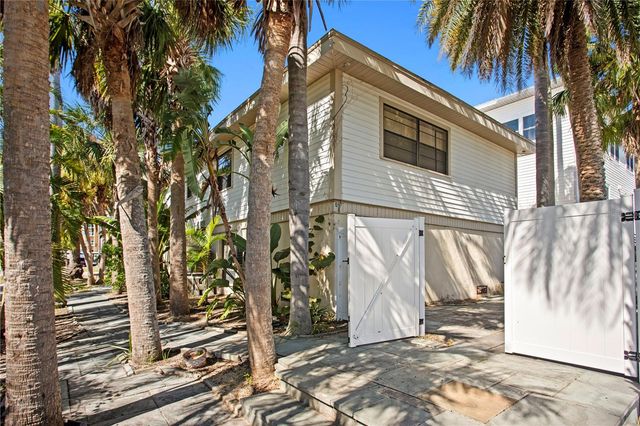 879 ELDORADO AVENUE, Clearwater Beach, FL 33767