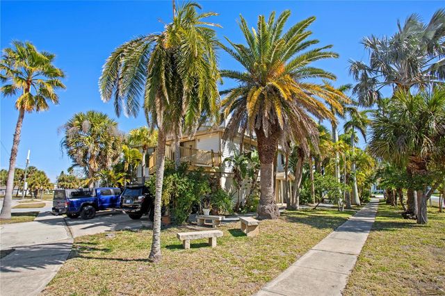 879 ELDORADO AVENUE, Clearwater Beach, FL 33767