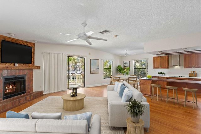 879 ELDORADO AVENUE, Clearwater Beach, FL 33767