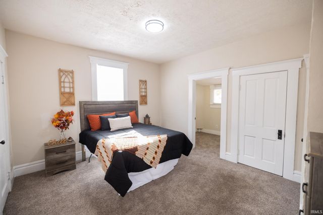 2007 Columbus Avenue, Anderson, IN 46016