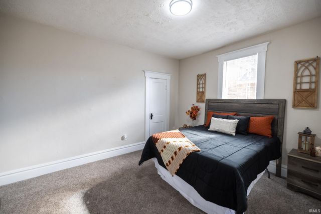 2007 Columbus Avenue, Anderson, IN 46016