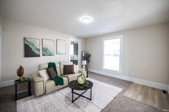 2007 Columbus Avenue, Anderson, IN 46016