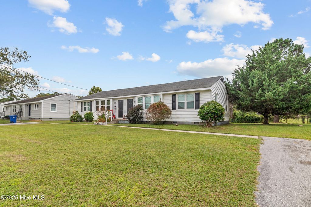 332-334 Starling Street, Jacksonville, NC 28540