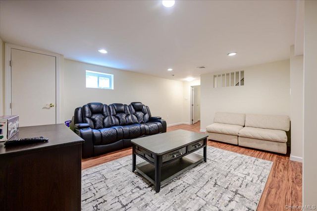 427 Westminster Road, Rockville Centre, NY 11570
