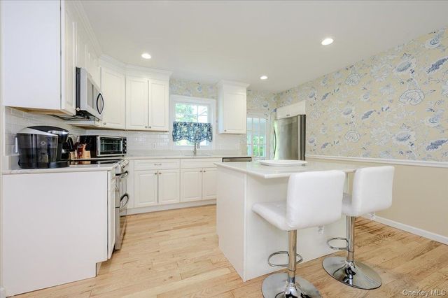 427 Westminster Road, Rockville Centre, NY 11570