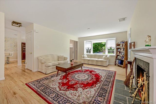427 Westminster Road, Rockville Centre, NY 11570