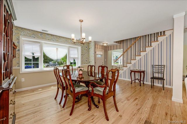 427 Westminster Road, Rockville Centre, NY 11570