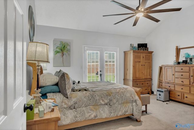 104 Kestrel Court SW, Huntsville, AL 35824