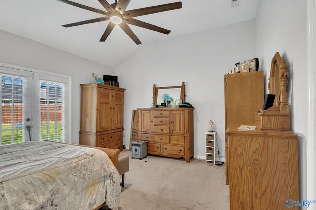 104 Kestrel Court SW, Huntsville, AL 35824