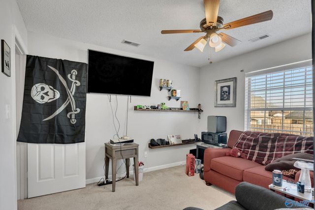 104 Kestrel Court SW, Huntsville, AL 35824