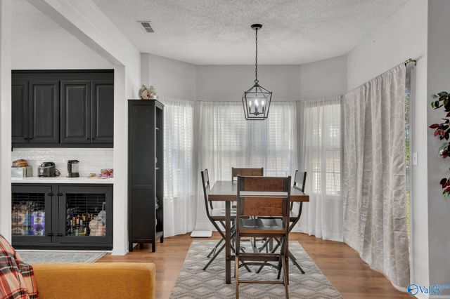 104 Kestrel Court SW, Huntsville, AL 35824