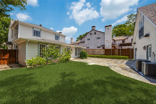 2731 Lovers Lane, University Park, TX 75225