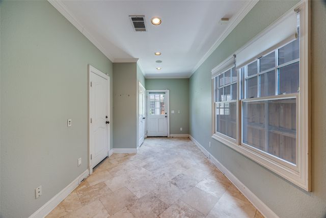 2731 Lovers Lane, University Park, TX 75225