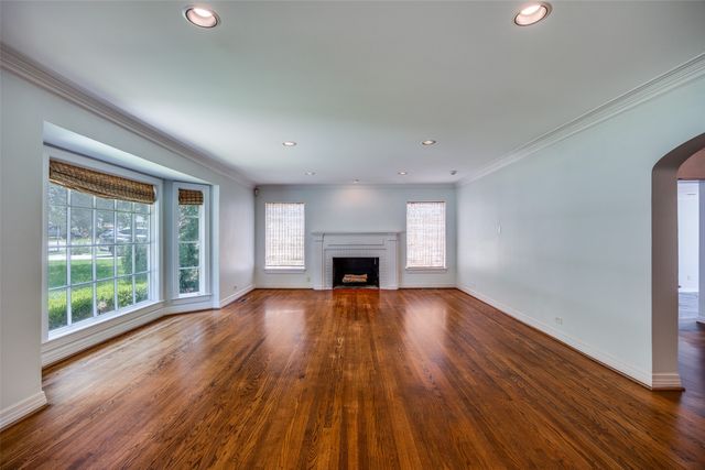 2731 Lovers Lane, University Park, TX 75225