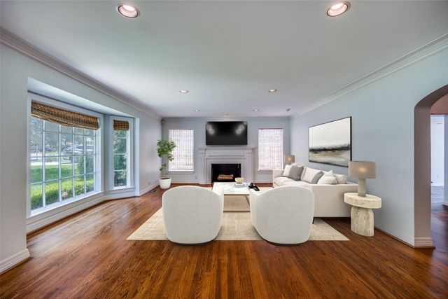 2731 Lovers Lane, University Park, TX 75225