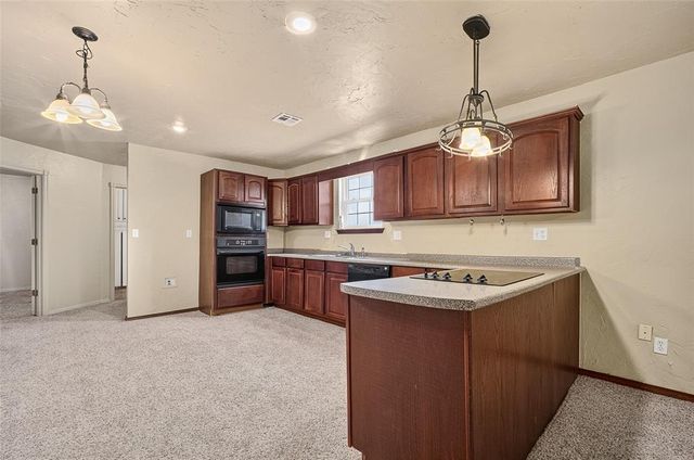 1857 State Highway 39, Blanchard, OK 73010