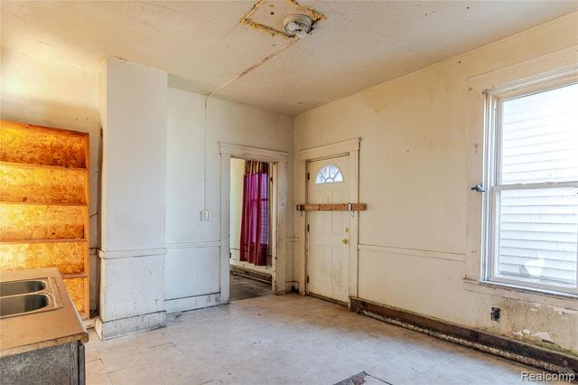 1488 17th Street, Detroit, MI 48216