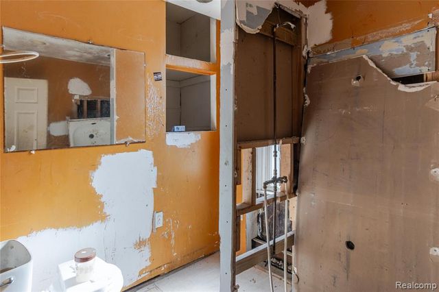 1488 17th Street, Detroit, MI 48216