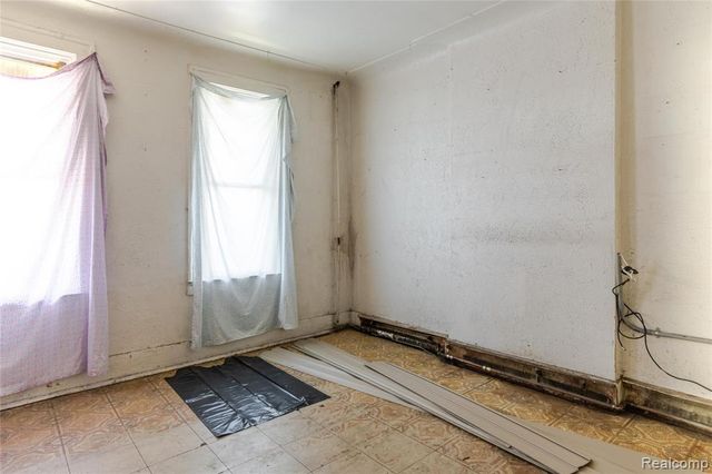 1488 17th Street, Detroit, MI 48216