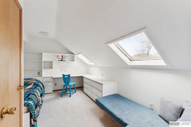 5201 S 77th Street, Ralston, NE 68127