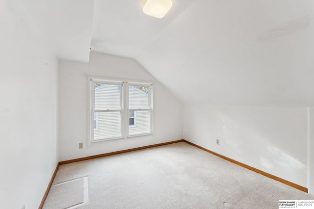 5201 S 77th Street, Ralston, NE 68127