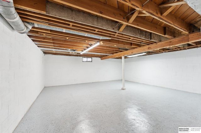 5201 S 77th Street, Ralston, NE 68127