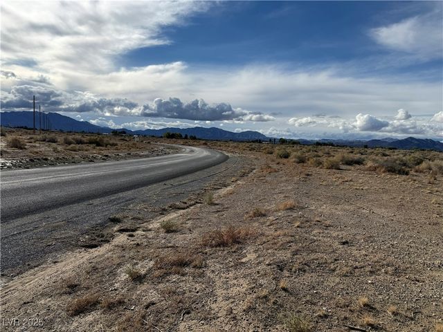 830 East Boothill Drive, Pahrump, NV 89060
